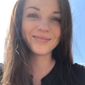 Meet your Posher, Melanie